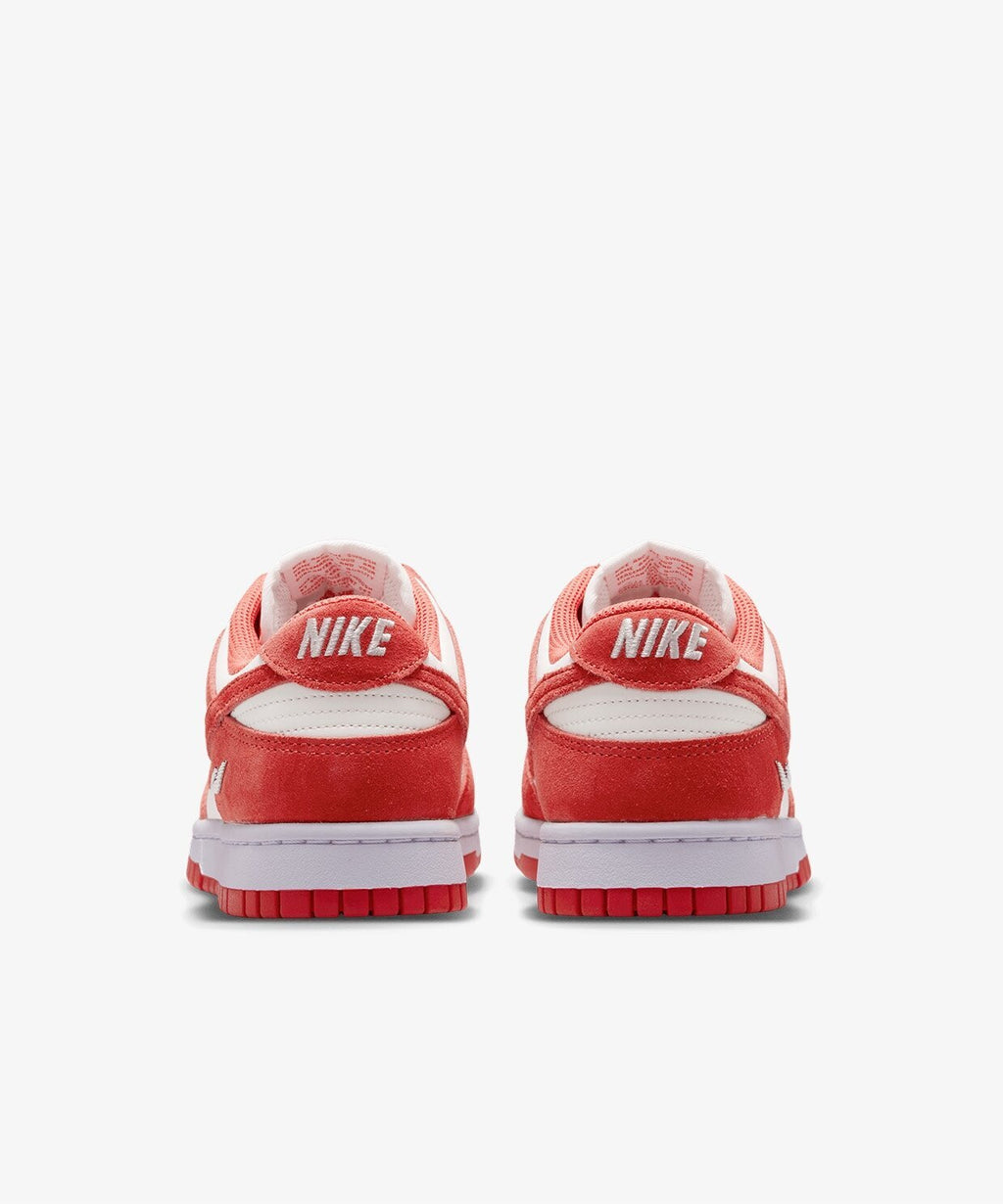 Nike Dunk Low "University Red"