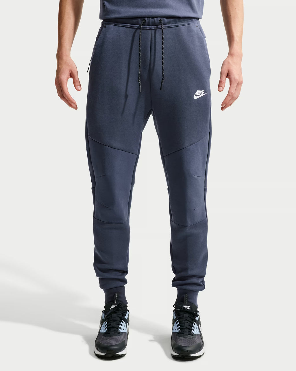 Nike Tech
Fleece Erkek Jogger'ı