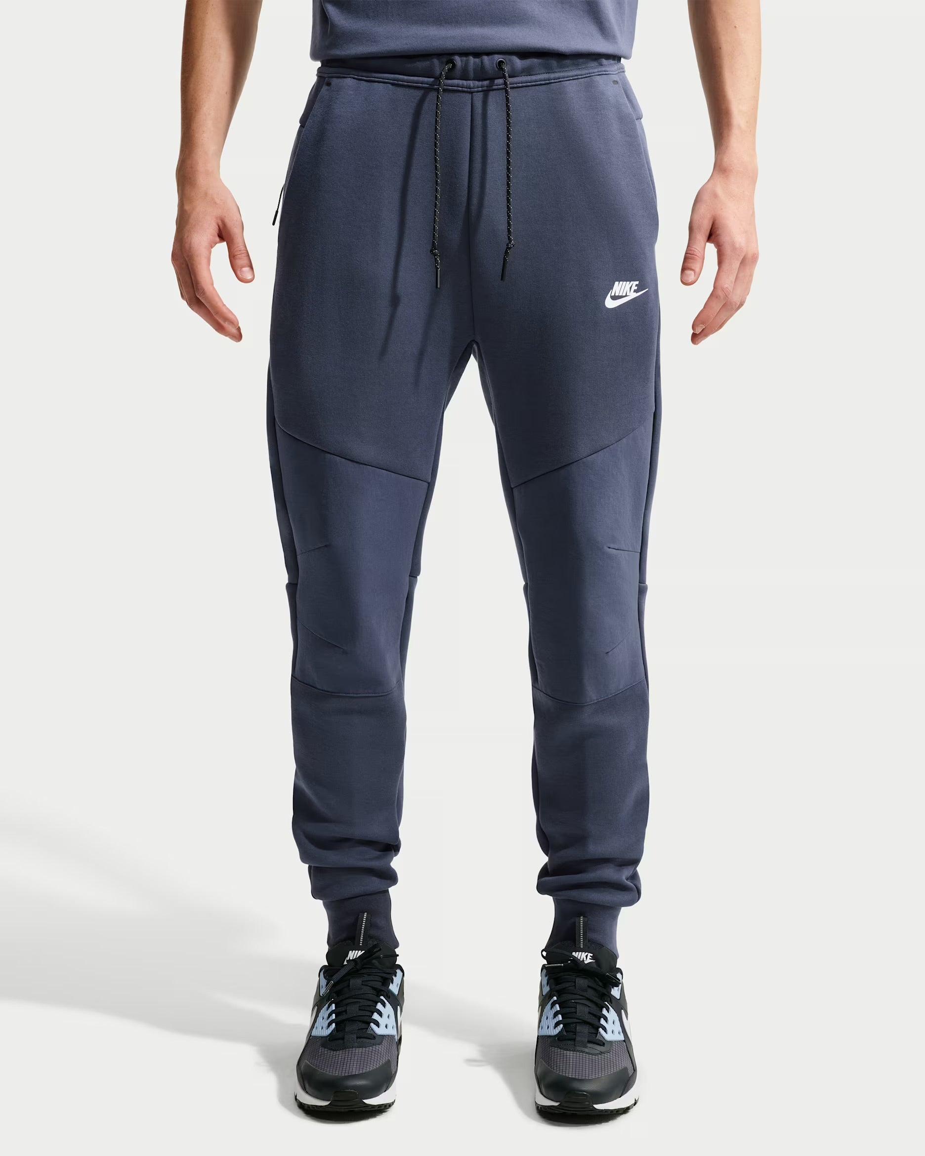 Nike Tech
Fleece Erkek Jogger'ı